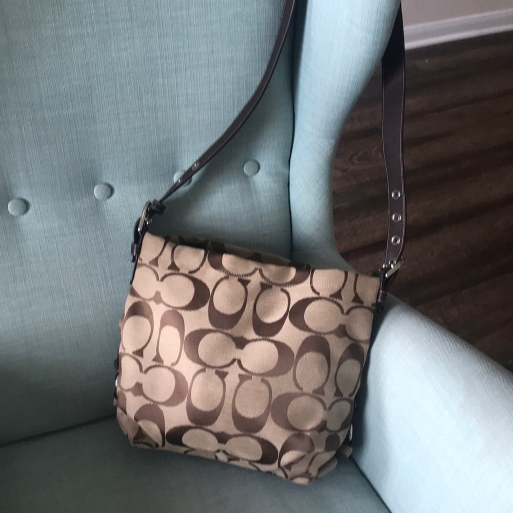 Handbag